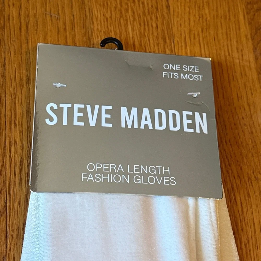 NWT Steve Madden Opera Length Fashion Gloves White One Size Fits Most